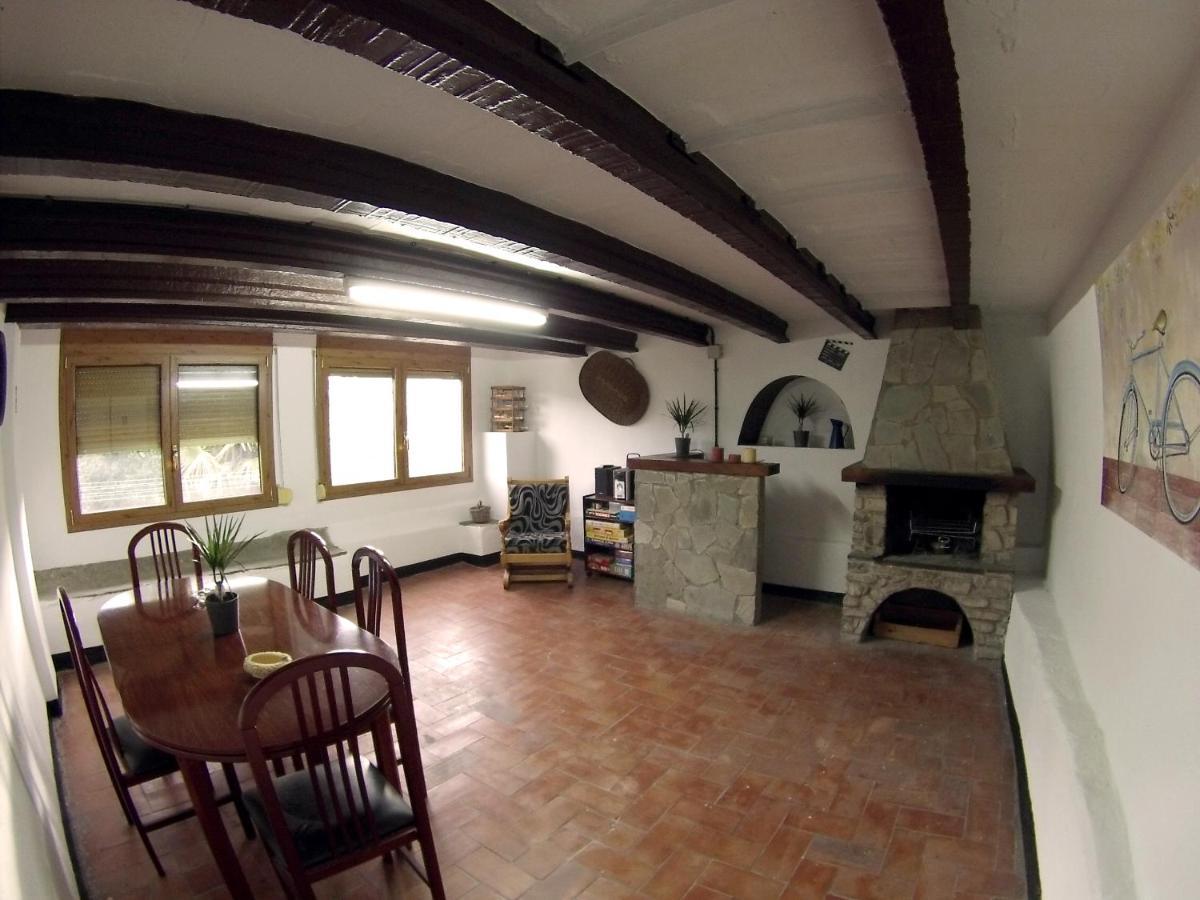 Finca Cal Tarre - Alojamientos Turisticos Campdevánol المظهر الخارجي الصورة