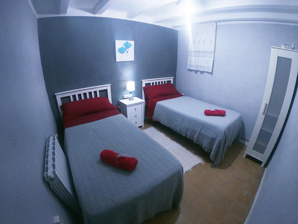 Finca Cal Tarre - Alojamientos Turisticos Campdevánol المظهر الخارجي الصورة